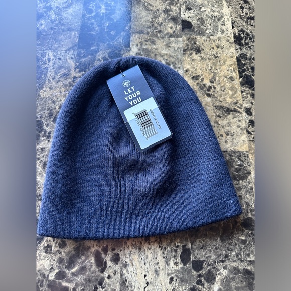 47 BRAND NWT NEW YORK YANKEES OFFICIAL SKULL BEANIE KNIT HAT(OSFA) - Picture 2 of 4